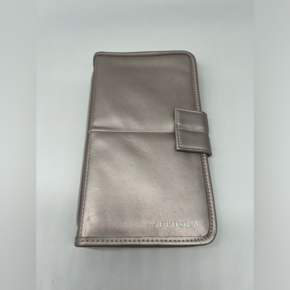 Sephora eyeshadow brush case silver metallic color 10 slots